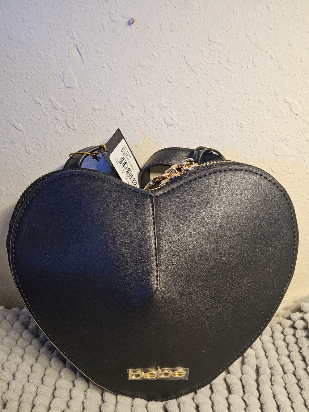 NWT bebe Black Heart Crossbody Bag - Picture 14 of 15